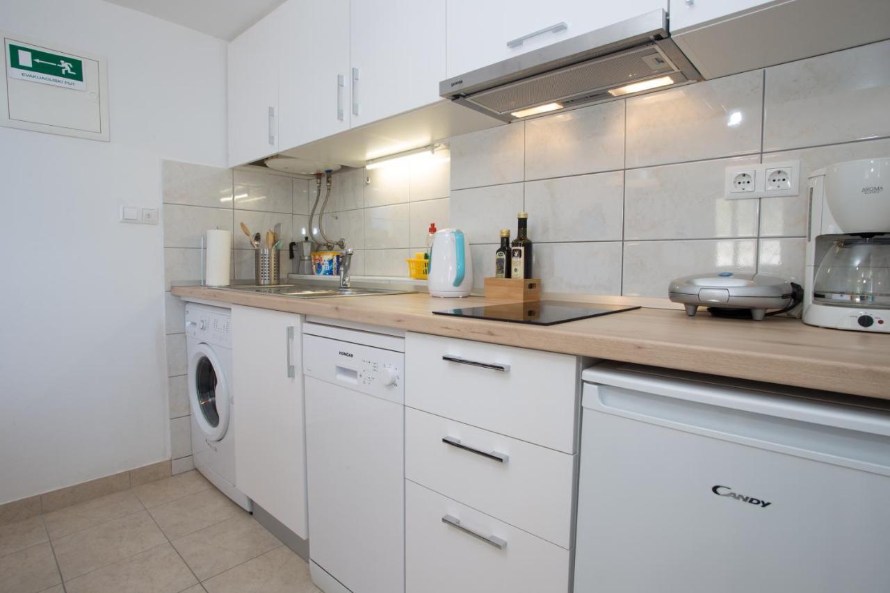 Apartmani Ad Hvar Hvar Town Buitenkant foto